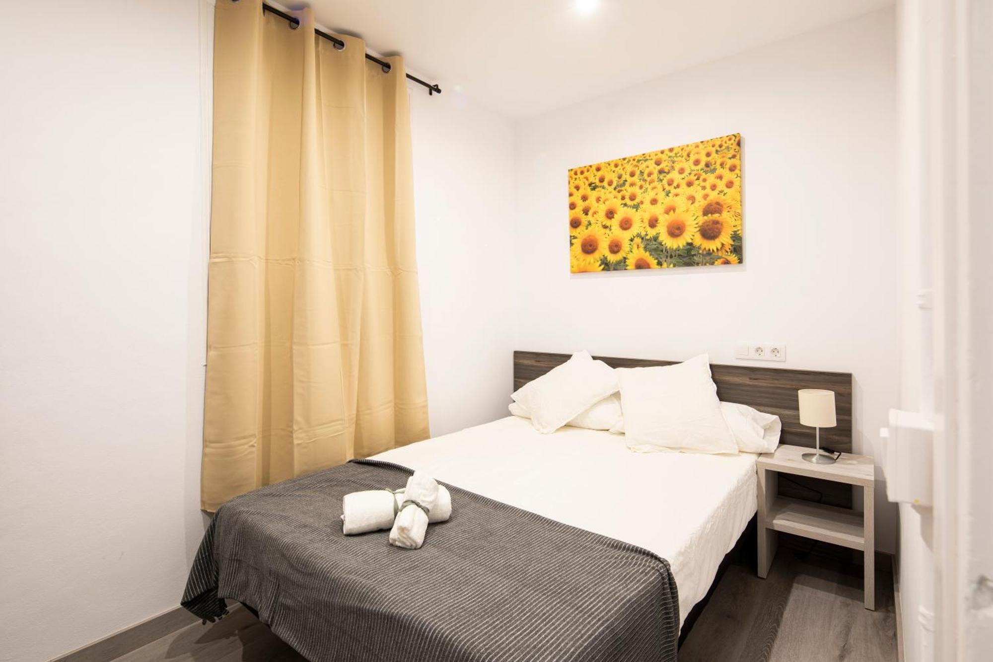 Ab Margarit Apartments Barcelona Eksteriør billede